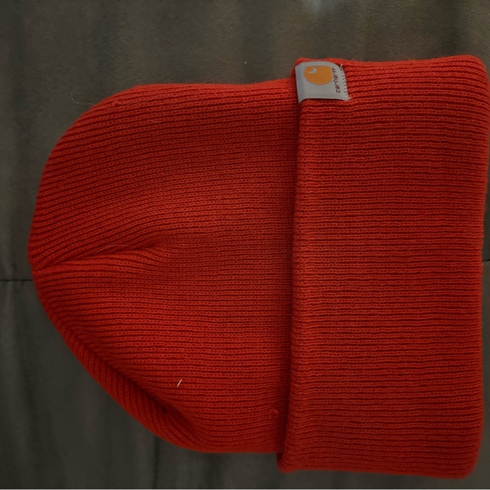 Carhartt men’s hat 
One size fits all 
Red/orange 
Worn 1x 
Smoke free home